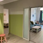 Bright And Spacious Lägenhet