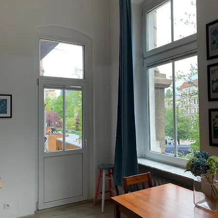 Apartman Bright And Spacious