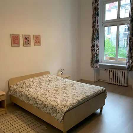 Apartment Bright And Spacious *