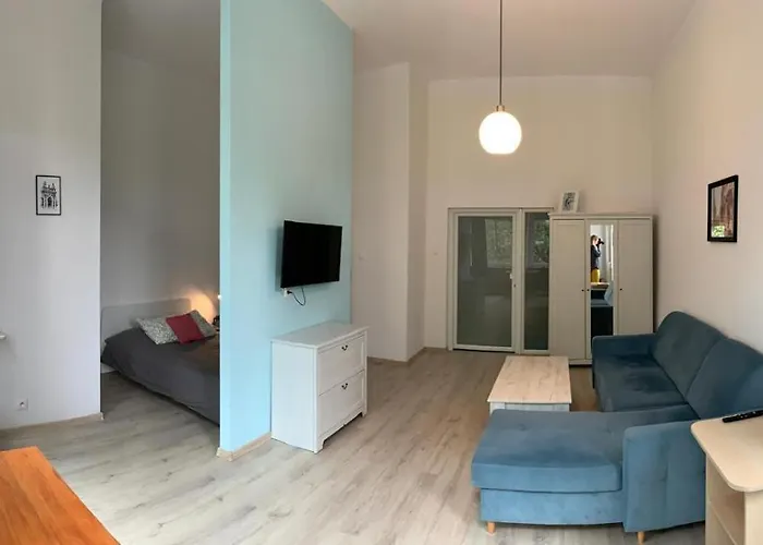 Διαμέρισμα Bright And Spacious