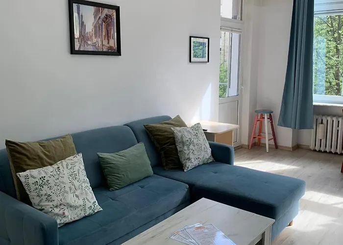 Bright And Spacious Διαμέρισμα *