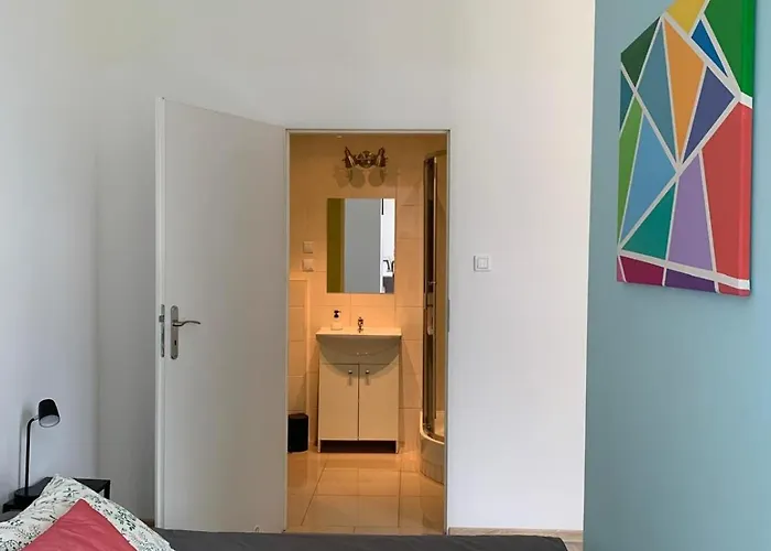 Bright And Spacious Διαμέρισμα *