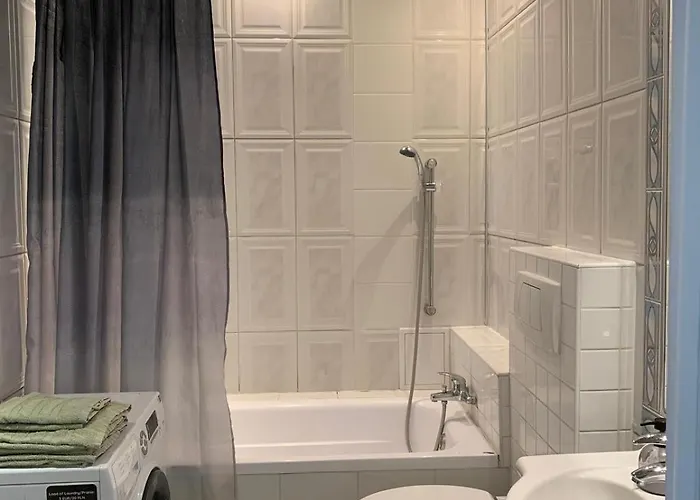 Bright And Spacious Διαμέρισμα